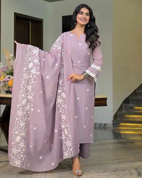 Women’s Lavender Floral Embroidered Georgette Kurta Set with Heavy Dupatta