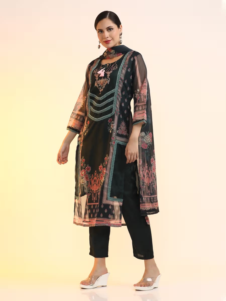 Women’s Dark Green Digital Floral Printed Organza Kurta Set with Tassels & Lace Accent