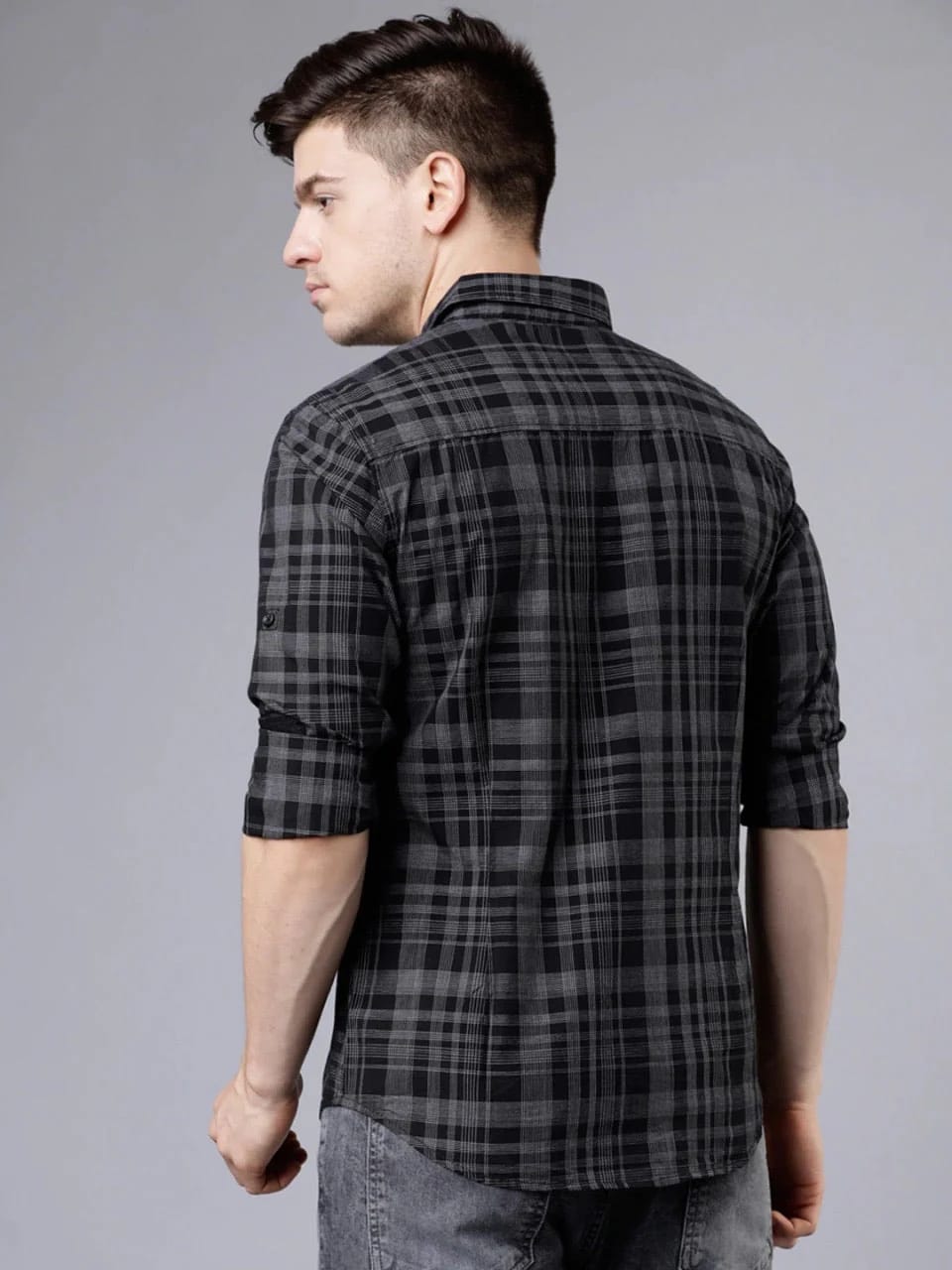 Men’s Charcoal Grey & Black Plaid Checked Roll-Up Sleeve Casual Shirt