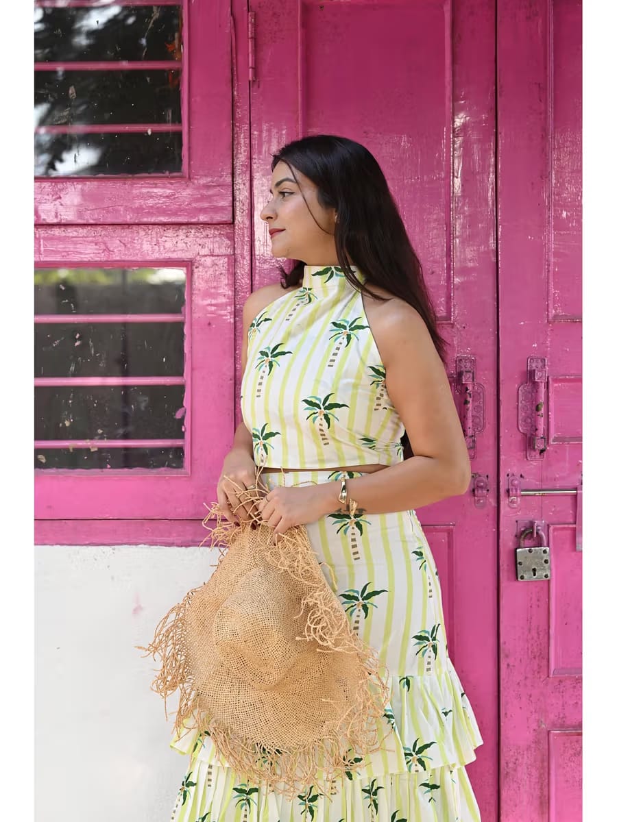Women’s Tropical Palm Tree Printed Halter Crop Top & Tiered Skirt Co-ord Set