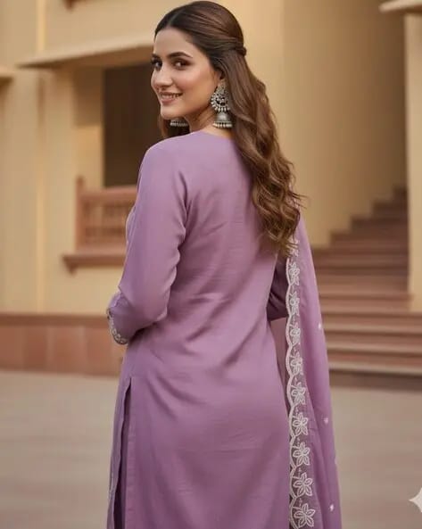 Women’s Mauve Purple White Embroidered Cotton Kurta Set with Scalloped Organza Dupatta