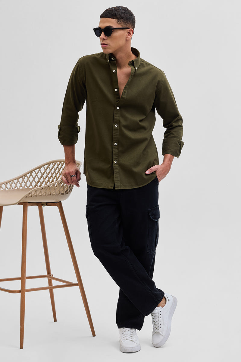 Men’s Olive Green Solid Long Sleeve Cotton Casual Shirt with Button-Down Collar
