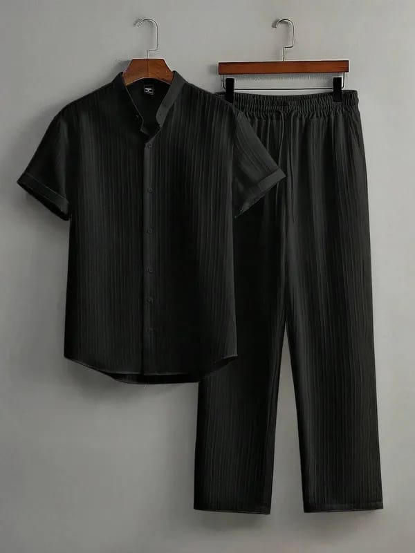 Men’s 2-Piece Resort Set: Light Blue Short Sleeve Mandarin Collar Shirt & White Textured Trousers