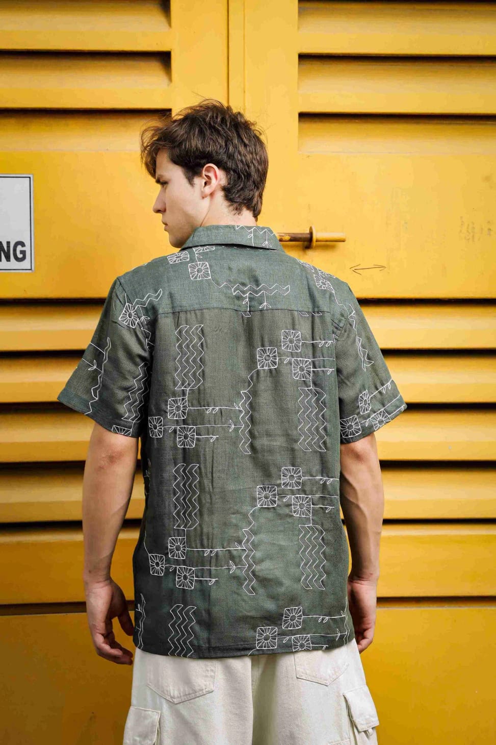 Men’s Dark Olive Green Embroidered Double-Breasted Cuban Collar Short Sleeve Shirt