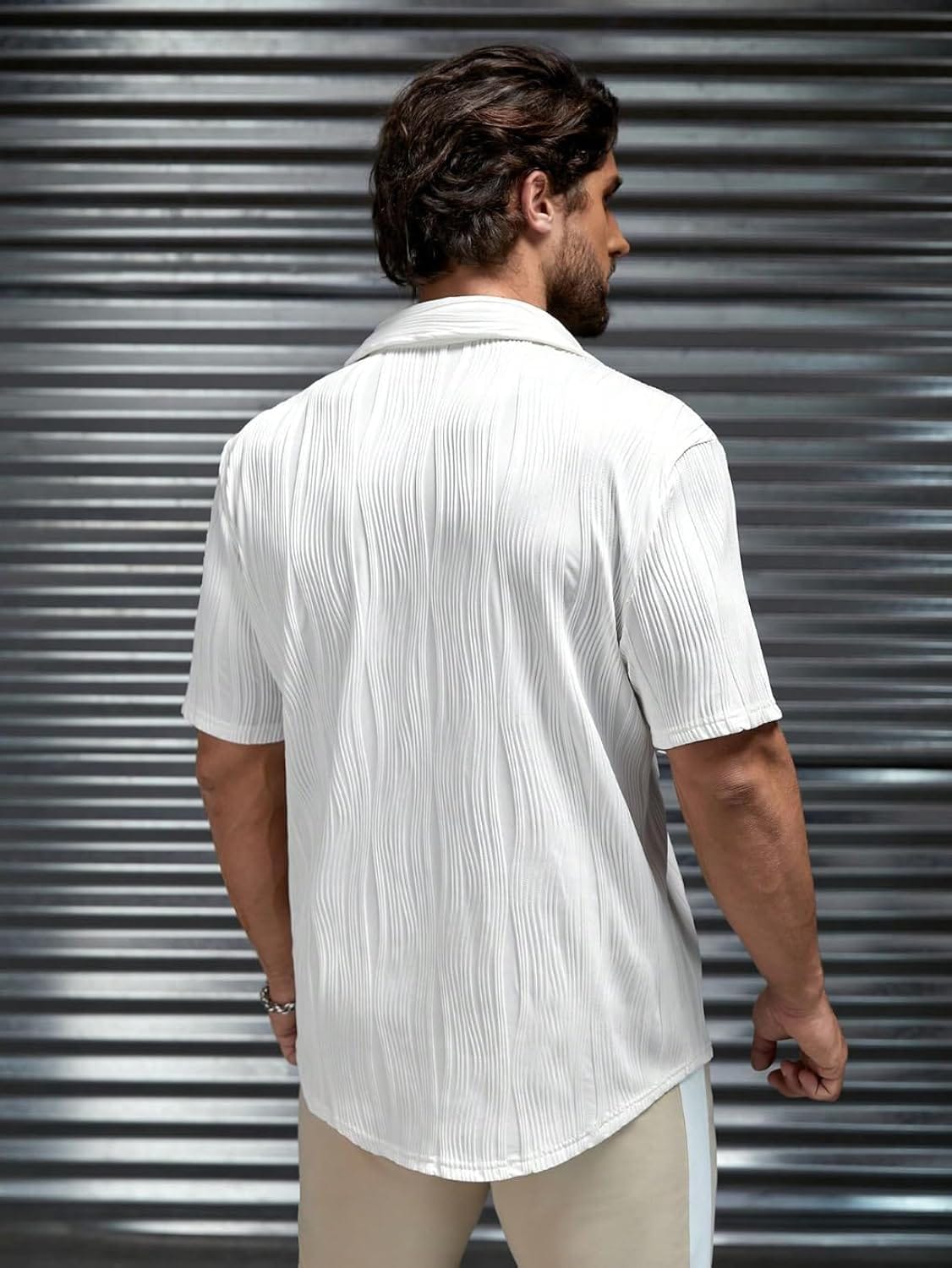 Men’s Off-White Textured Pleated Short Sleeve Resort Shirt