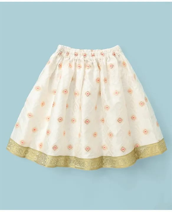 Girls Off-White & Gold Chanderi Silk Ethnic Lehenga Choli Set
