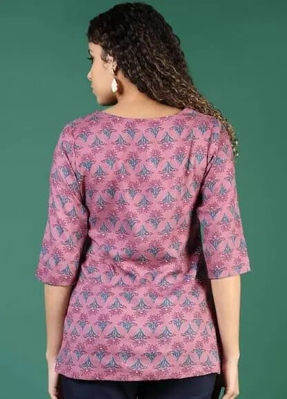Women’s Mauve Pink Floral Block Printed Cotton Short Kurti / Tunic Top
