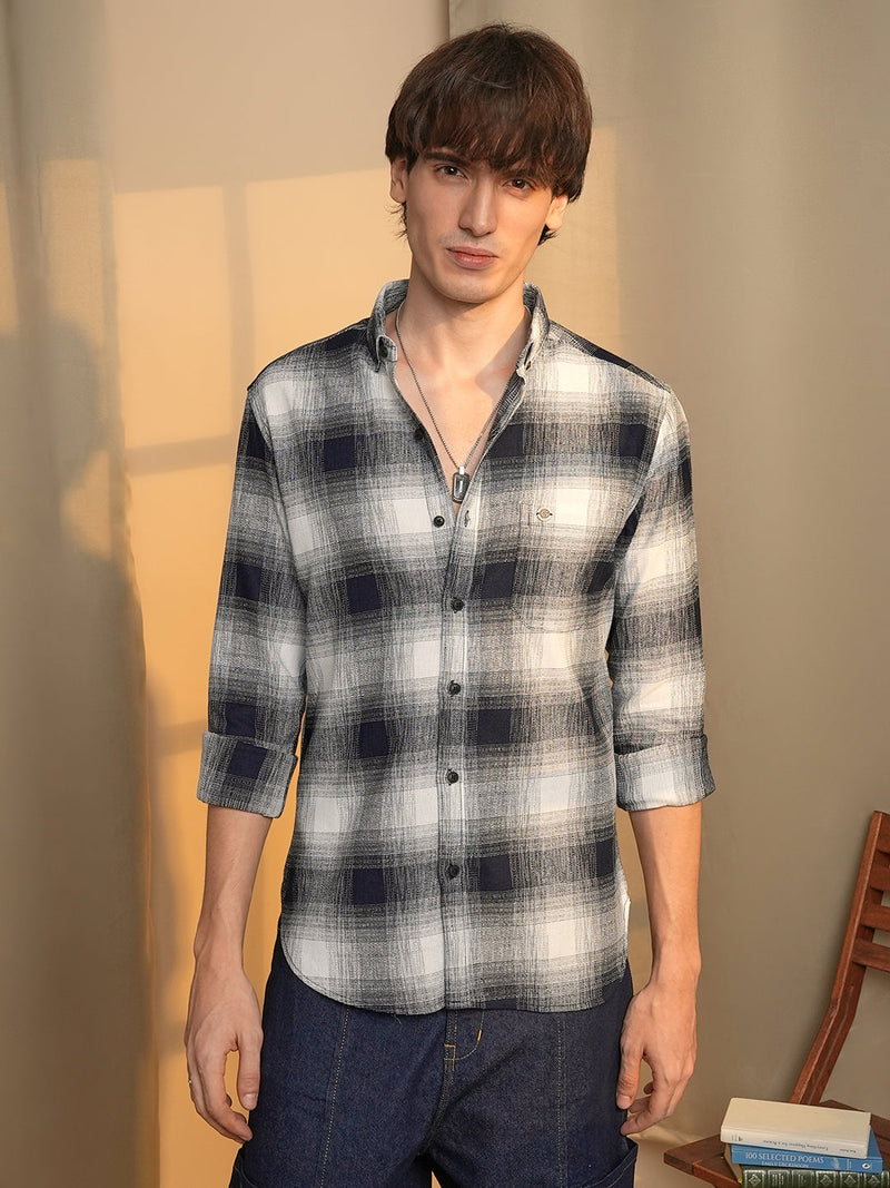 Men’s Monochrome Ombré Plaid Casual Button-Down Shirt – Charcoal & White