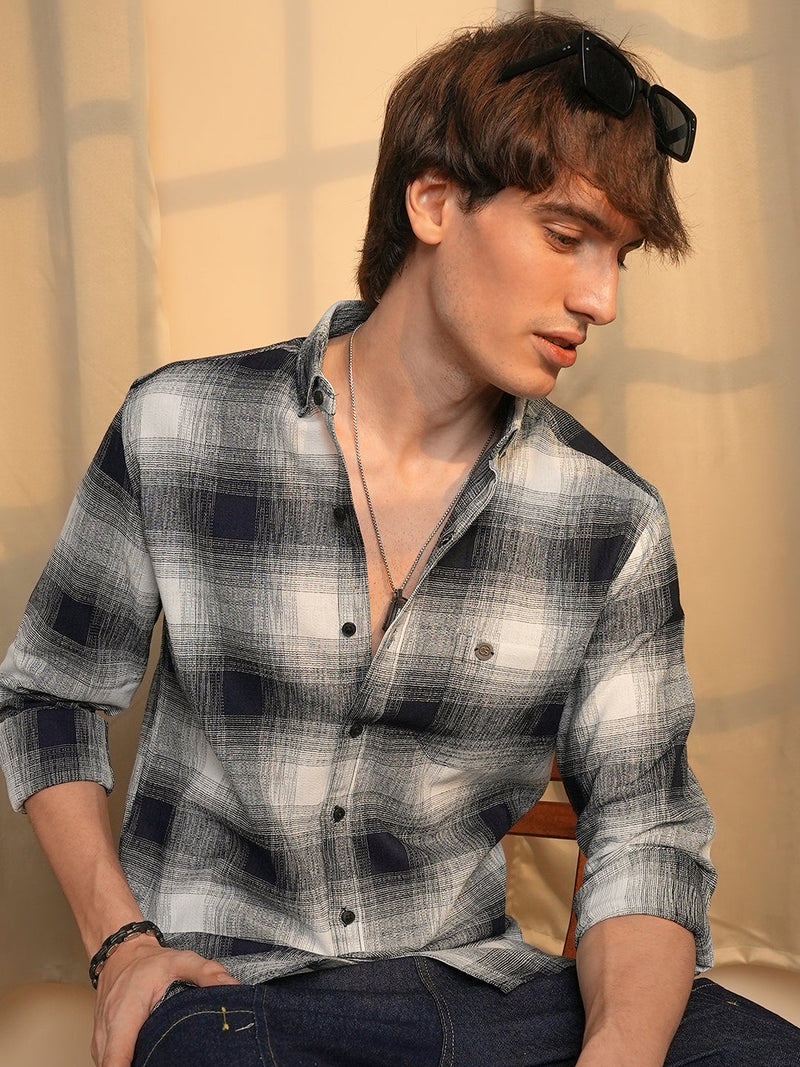 Men’s Monochrome Ombré Plaid Casual Button-Down Shirt – Charcoal & White