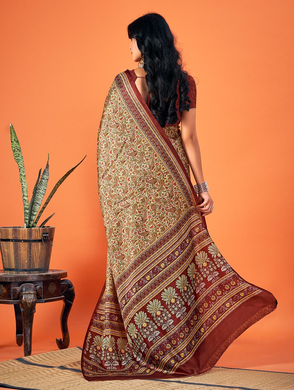Women’s Beige & Maroon Kalamkari Floral Printed Silk Blend Saree
