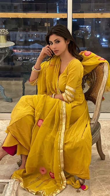 Women’s Bright Yellow Hand-Painted Organza Dupatta Anarkali Suit Set