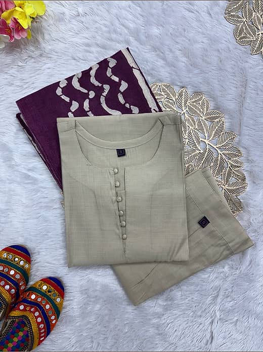 Women's Beige Silk Blend Kurta with Trousers & Wine Purple Batik Printed Dupatta Set