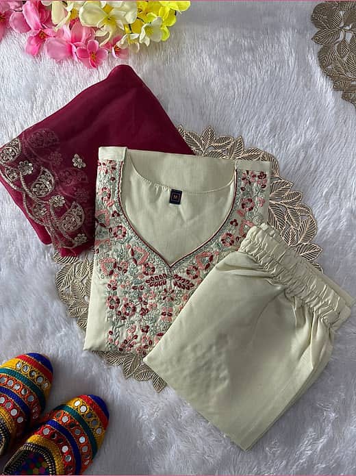 Women's Cream / Off-White Floral Embroidered V-Neck Kurta with Trousers & Contrast Maroon Dupatta Set