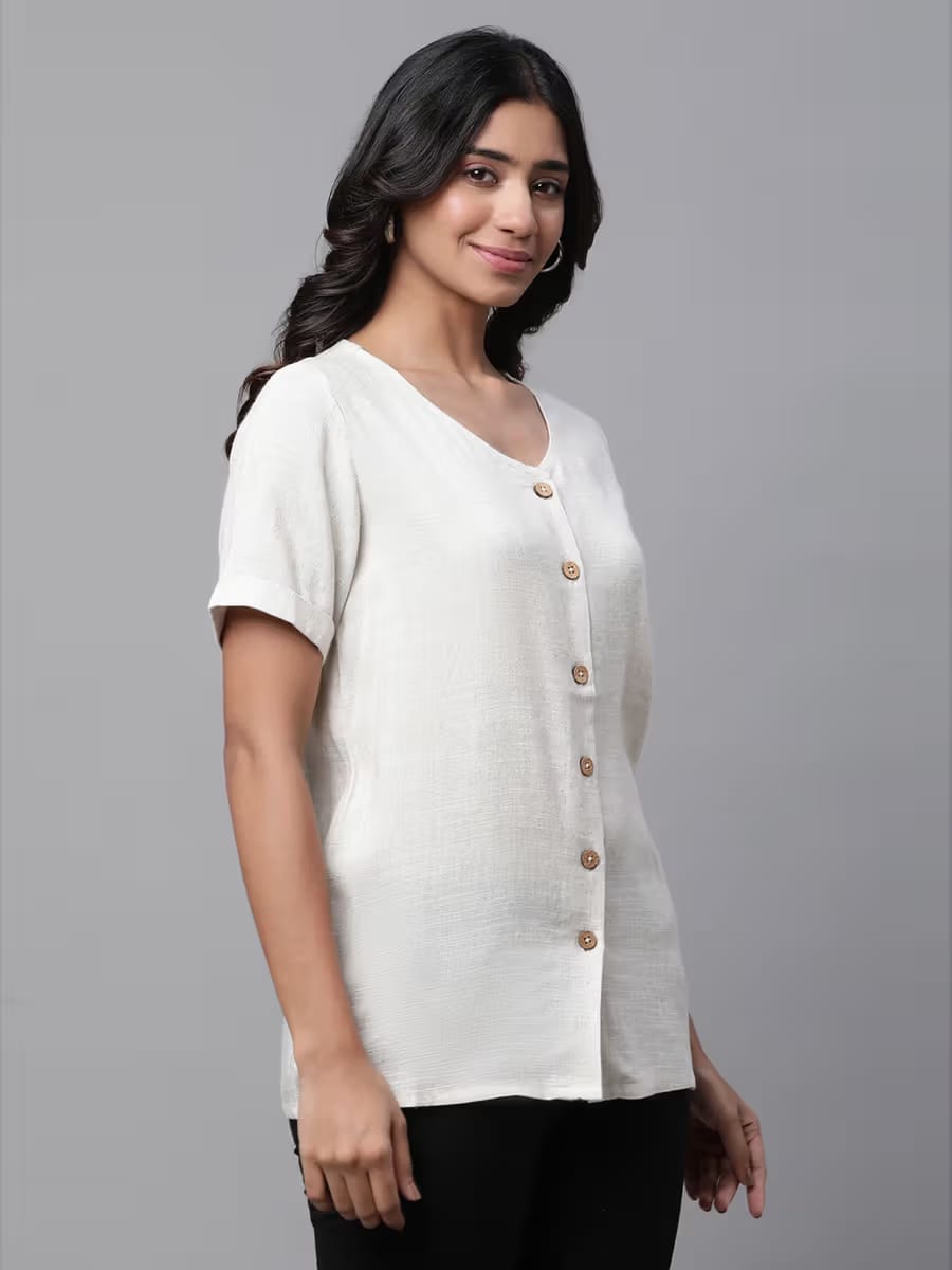 Women's Off-White Linen Blend V-Neck Short Sleeve Button-Front Top