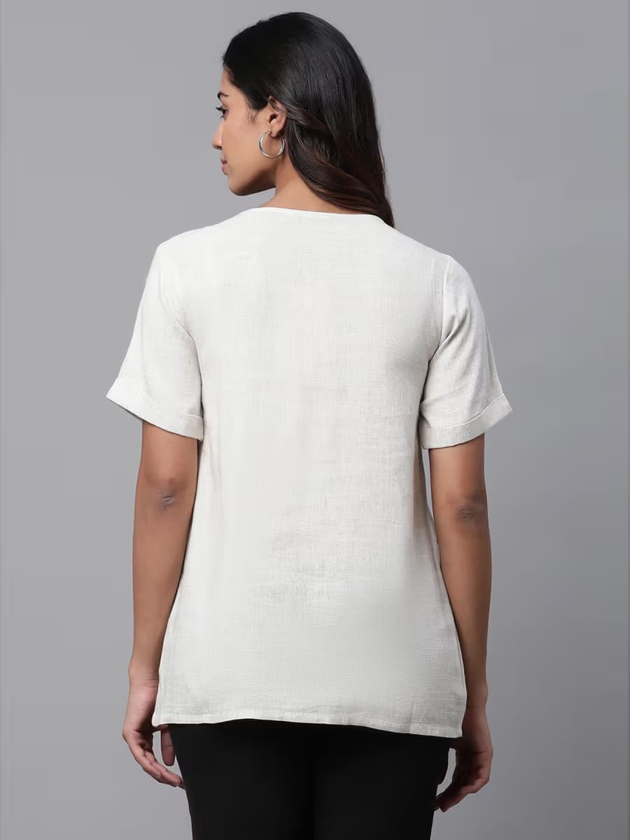 Women's Off-White Linen Blend V-Neck Short Sleeve Button-Front Top