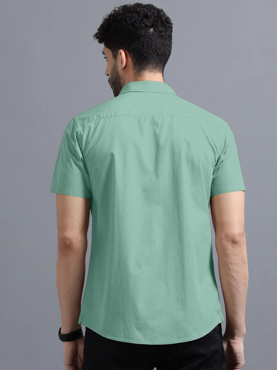 Men’s Solid Casual Shirt – Short Sleeve